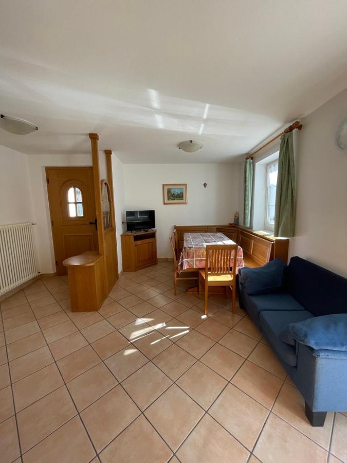Casa Cesarina By Ama Val Di Fassa Lejlighed Canazei Eksteriør billede