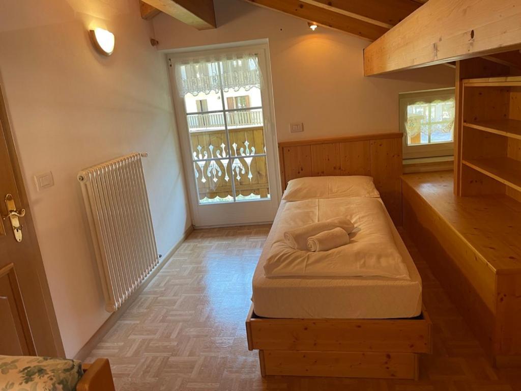 Casa Cesarina By Ama Val Di Fassa Lejlighed Canazei Eksteriør billede