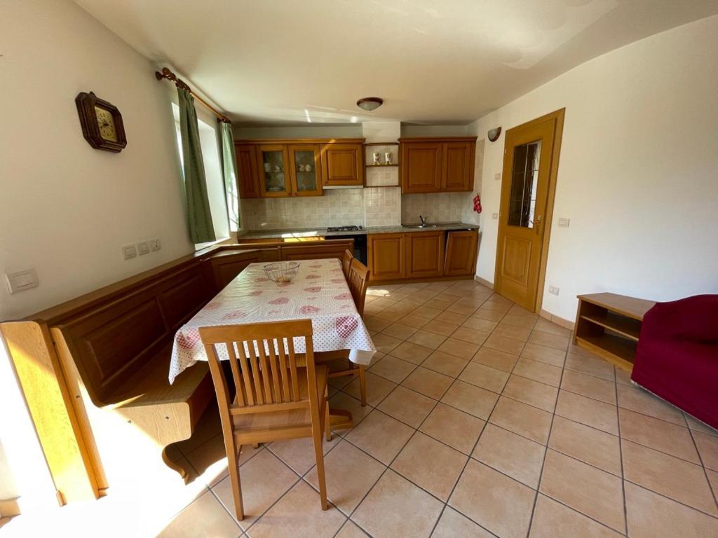 Casa Cesarina By Ama Val Di Fassa Lejlighed Canazei Eksteriør billede