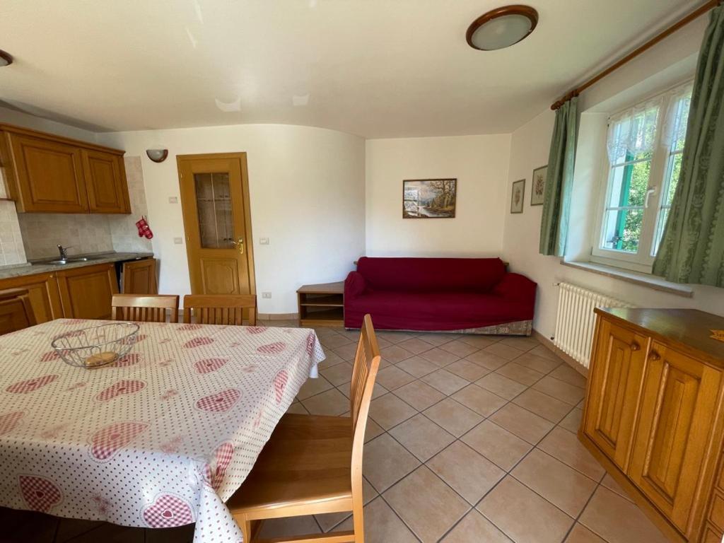 Casa Cesarina By Ama Val Di Fassa Lejlighed Canazei Eksteriør billede